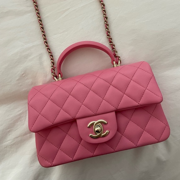 NWT 🩷 CHANEL 🩷 23P Pink Top Handle Mini with Light Gold Hardware - Picture 6 of 16